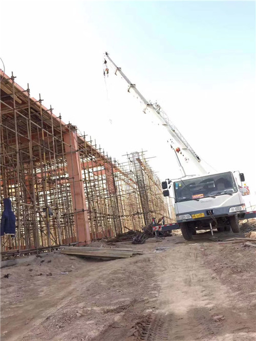 美姑县吊车作业的安全注意事项有哪些？